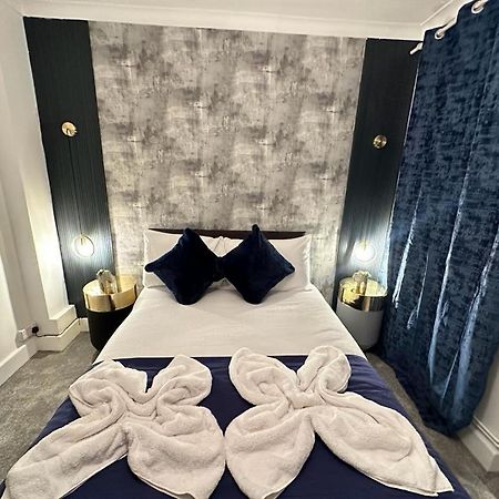 Beautiful Family Apartment London Exteriör bild
