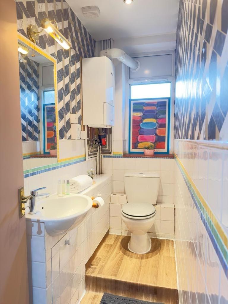 Beautiful Family Apartment London Exteriör bild